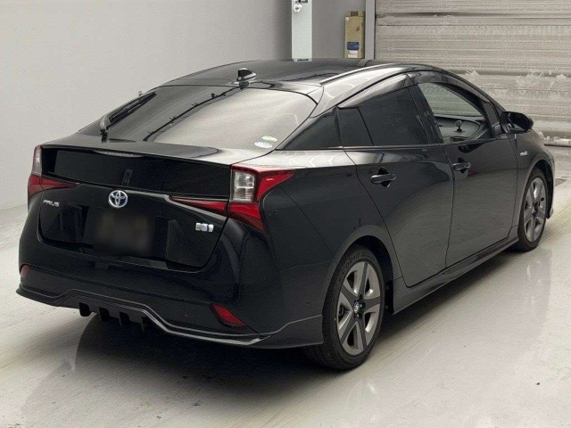 TOYOTA PRIUS 2020