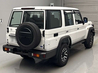 TOYOTA LAND CRUISER