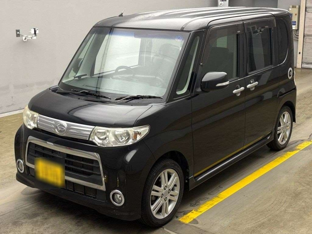 DAIHATSU TANTO 2010
