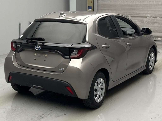 TOYOTA YARIS 2021