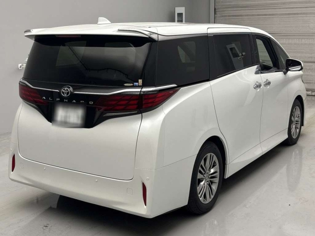 TOYOTA ALPHARD 2023