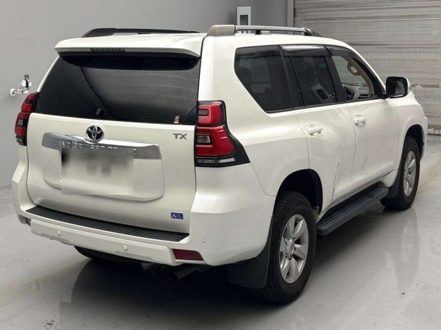 TOYOTA LAND CRUISER PRADO 2022