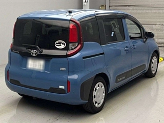 TOYOTA SIENTA 2024