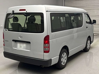 TOYOTA HIACE 2019