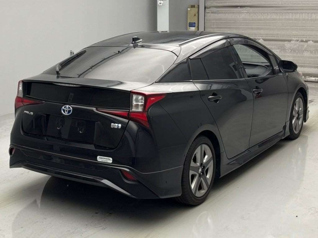 TOYOTA PRIUS 2022