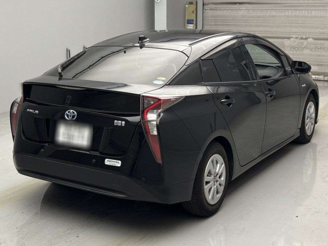 TOYOTA PRIUS 2018