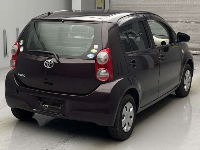 TOYOTA PASSO 2010