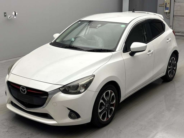 MAZDA DEMIO 2014