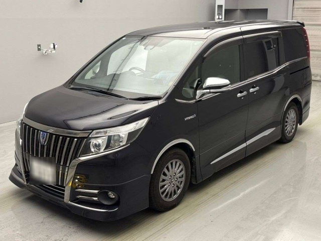 TOYOTA ESQUIRE 2017