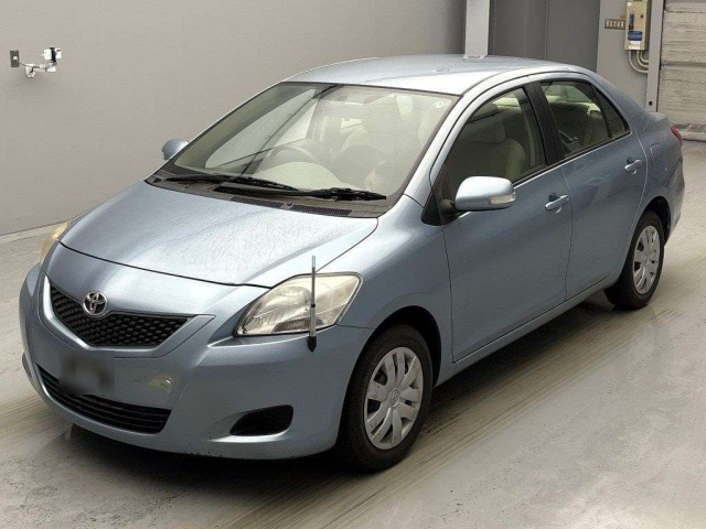TOYOTA BELTA 2011