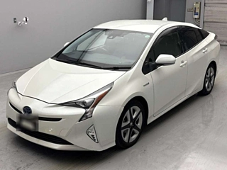 TOYOTA PRIUS 2016
