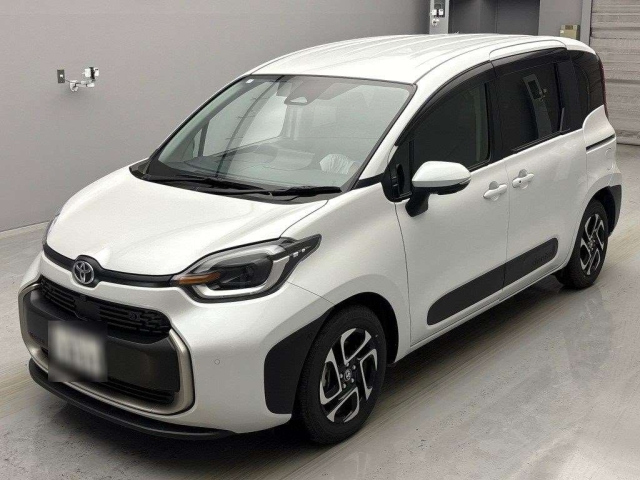 TOYOTA SIENTA 2024