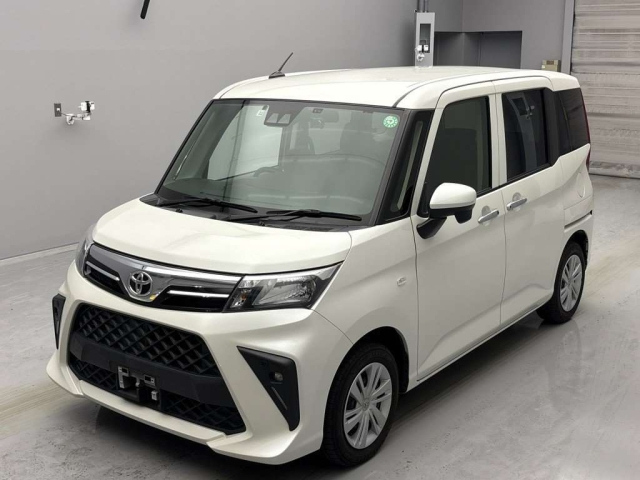 TOYOTA ROOMY 2020