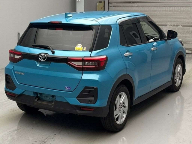 TOYOTA RAIZE 2023