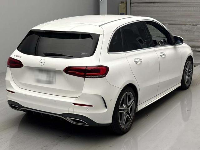 MERCEDES BENZ B CLASS 2022
