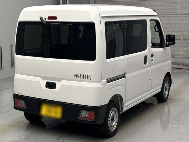 DAIHATSU HIJET VAN 2024