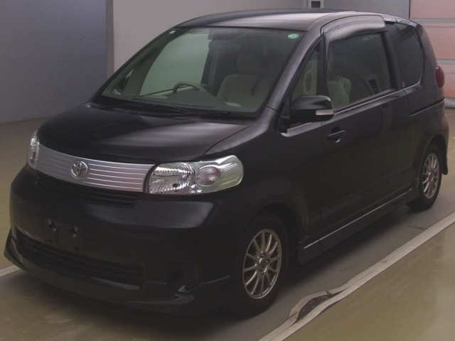TOYOTA PORTE 2009