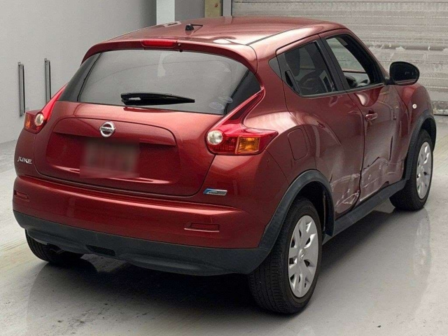 NISSAN JUKE 2010