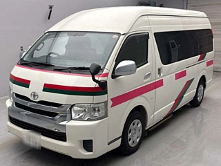 TOYOTA HIACE 2020