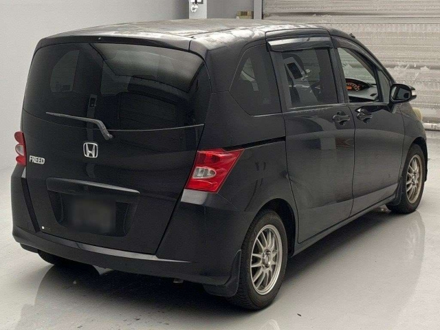 HONDA FREED 2008