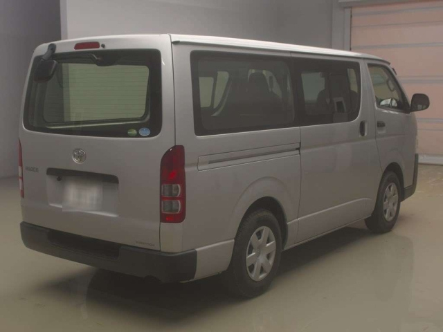 TOYOTA HIACE VAN 2019