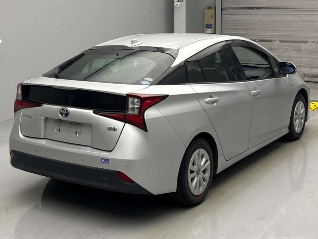 TOYOTA PRIUS 2020
