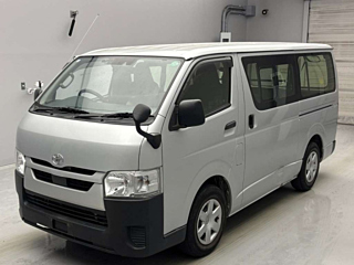 TOYOTA HIACE VAN 2020