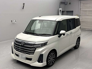 TOYOTA ROOMY 2021