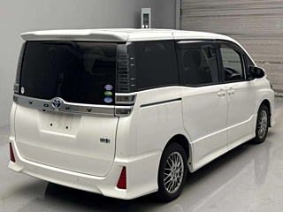 TOYOTA VOXY 2020