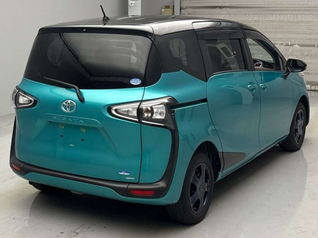 TOYOTA SIENTA 2019