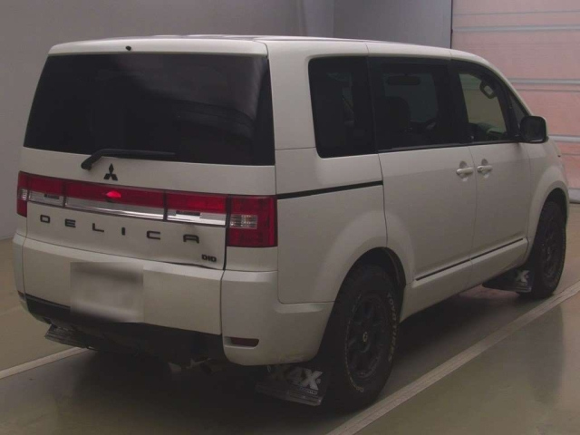 MITSUBISHI DELICA D5 2014