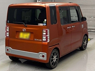 DAIHATSU WAKE 2016