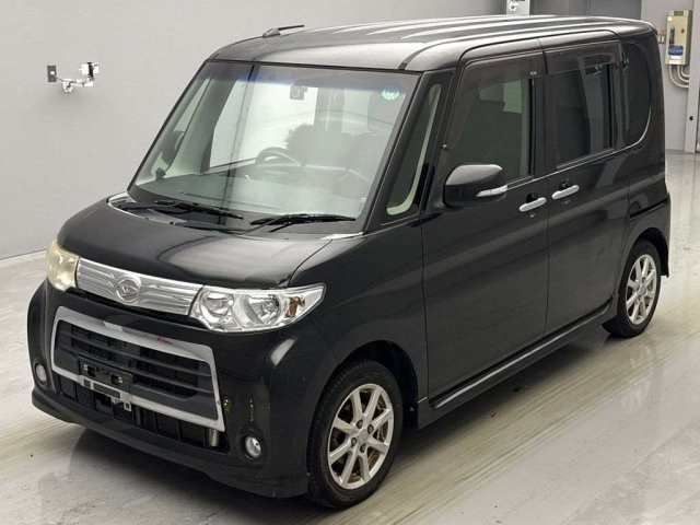DAIHATSU TANTO 2013