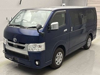 TOYOTA HIACE VAN 2020