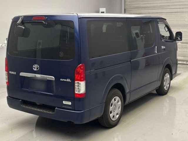 TOYOTA HIACE VAN 2020