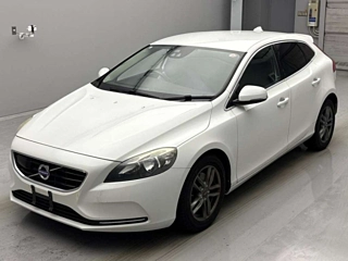 VOLVO V40 2013