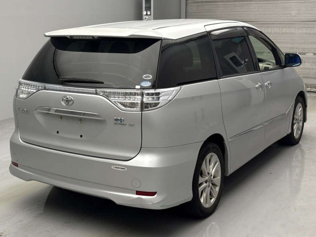 TOYOTA ESTIMA HYBRID 2010