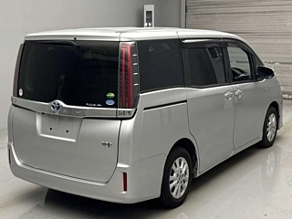 TOYOTA NOAH 2020
