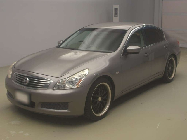 NISSAN SKYLINE 2009