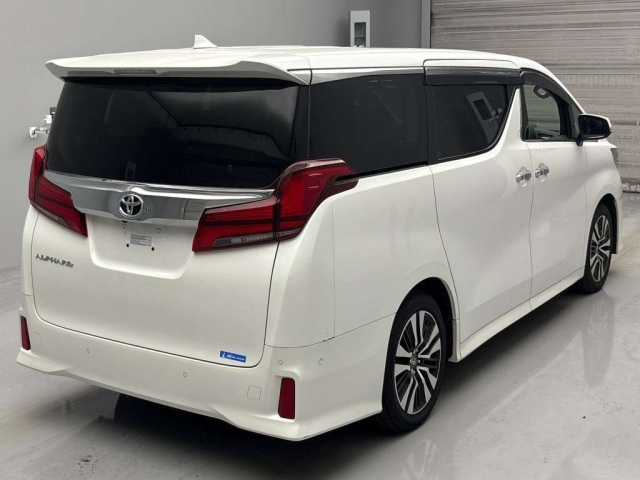 TOYOTA ALPHARD 2022
