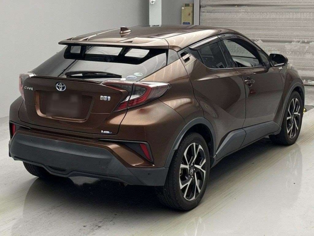TOYOTA C-HR 2017