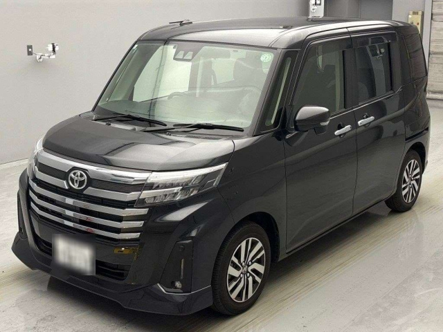 TOYOTA ROOMY 2023