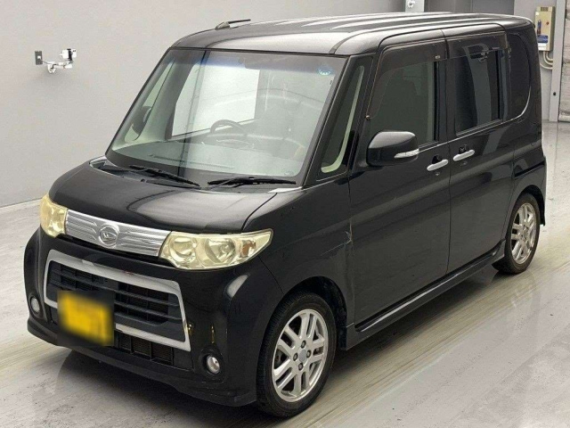DAIHATSU TANTO 2013