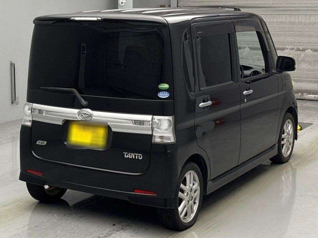 DAIHATSU TANTO 2013