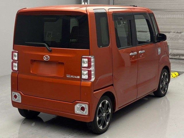 DAIHATSU WAKE 2020