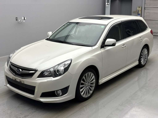 SUBARU LEGACY 2011