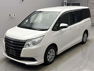 TOYOTA NOAH 2016
