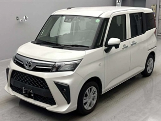 TOYOTA ROOMY 2021