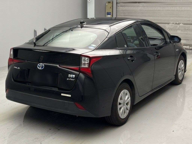 TOYOTA PRIUS 2019