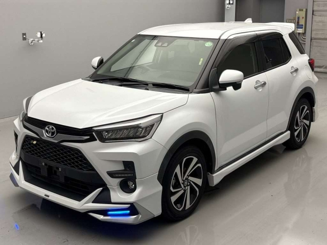 TOYOTA RAIZE 2020